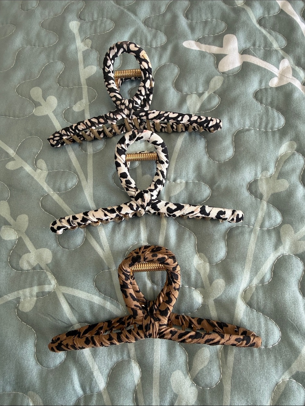3 Large Hair Clips
